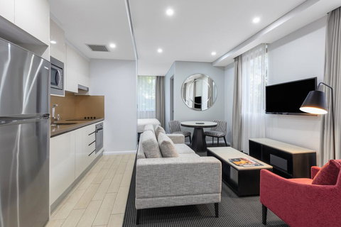 Meriton Suites North Ryde - Hobart Tourism 0