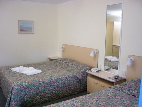Mid Coast Motor Inn - Hobart Tourism 0