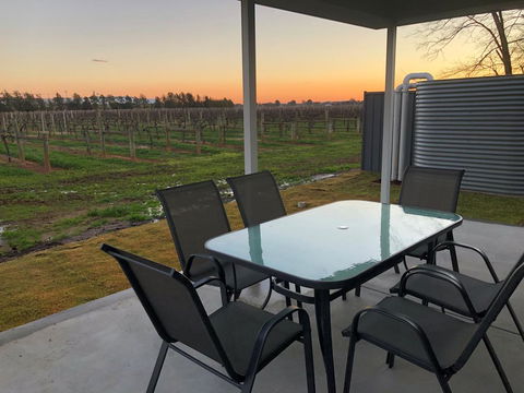 Milawa Vineyard Views - Guesthouse 1 - Tourism TAS 3