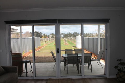 Milawa Vineyard Views - Guesthouse 2 - Tourism TAS 2
