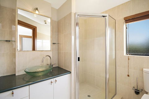 Minutes Walk To Peregian Beach And Surf! - Unit 1/28 Pelican Street - Hobart Tourism 1