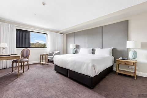 Miramare Gardens Boutique Accommodation - Hobart Tourism 0