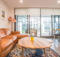 Modern 1bed1study Apt near Station  MQ Centre - Hobart Tourism