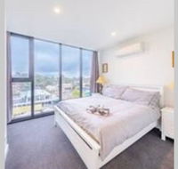 Modern Luxury 3 Bedroom Apartment with Sea Views - Tourism TAS