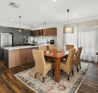 Modern Seaside Getaway Mornington - Hobart Tourism