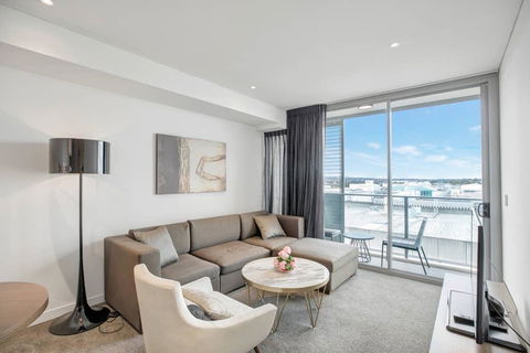 Modern Studio Apartment In Chatswood - Hobart Tourism 2
