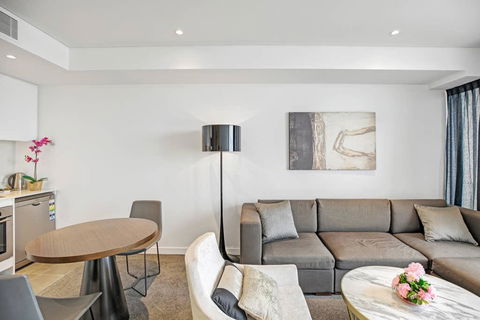 Modern Studio Apartment In Chatswood - Hobart Tourism 1