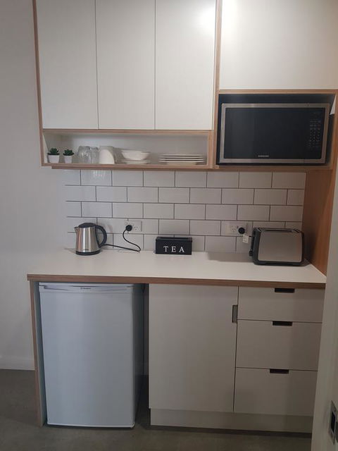 Modern, Private And Close To Town. - Hobart Tourism 1