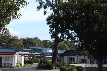 Moomba Holiday And Caravan Park with Tourism TAS