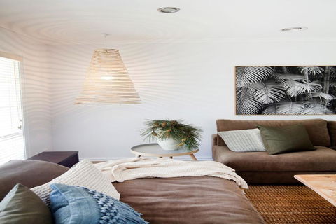 MOOMBA RETREAT - MORNINGTON - Hobart Tourism 1