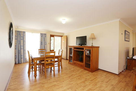 Moonta Bay Accommodation - Tourism TAS 1
