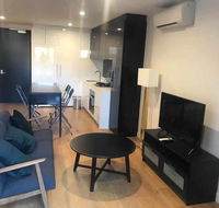 Morden apartment in the heart of Howthorn east - Hobart Tourism