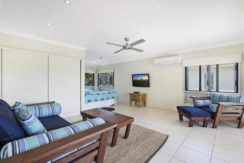 Moreton View - Hobart Tourism 1