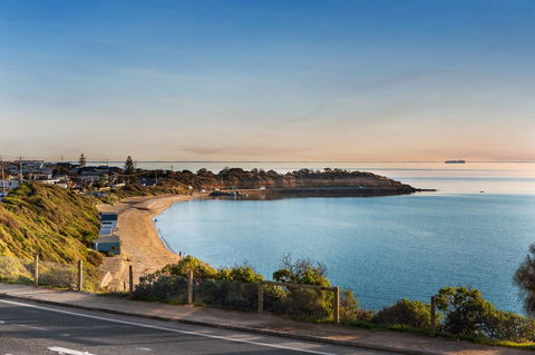 Mornington - Esplanade Escape - Hobart Tourism 3