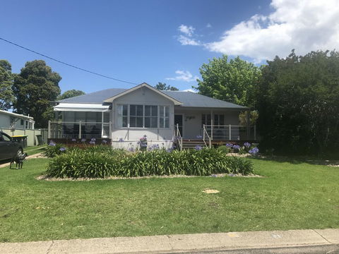 Moruya Holiday House - Hobart Tourism 1