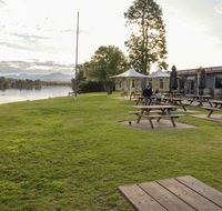 Moruya Waterfront Hotel Motel - Hobart Tourism