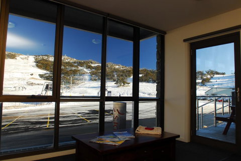 Mountain View Chalet At Heidi's - Hobart Tourism 1