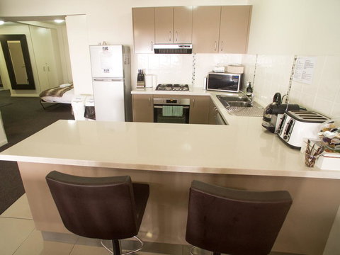 Mountain View Chalet At Heidi's - Hobart Tourism 3