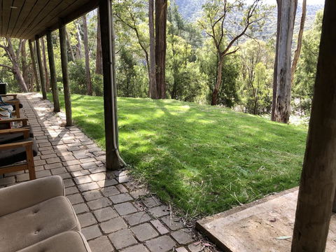 Mountain Village Cabin - Tourism TAS 1
