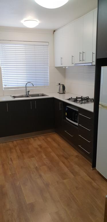Mt.Lawley Superb 2 BR Location Comfort, Style 2 - Hobart Tourism 1