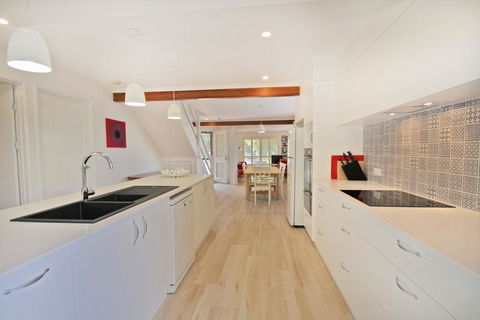 Mudjimba Sands, Mudjimba, Pet Friendly, BOND 500, LINEN INCLUDED, WIFI - Tourism TAS 2