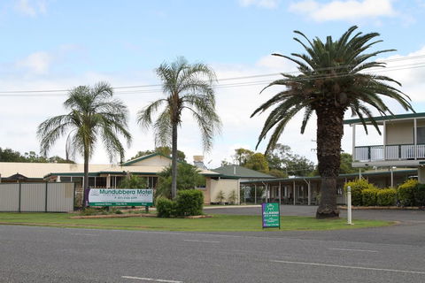 Mundubbera Motel - Hobart Tourism 1