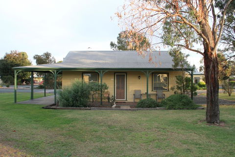 Murray River Resort - Hobart Tourism 1
