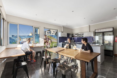 Nate's Place Backpackers Melbourne - Tourism TAS 2