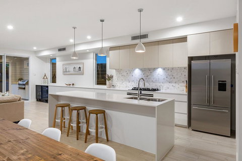 NAUTiLUS OCEAN BREEZE - Hobart Tourism 2