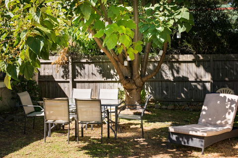Neds Other Beds - Tourism TAS 1