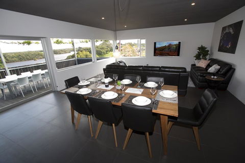Nelson Victoria Luxury Holiday Accommodation - Hobart Tourism 0