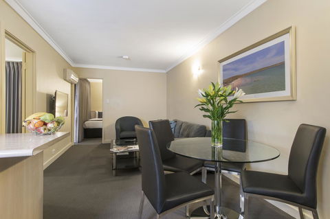 The Peninsula Riverside Serviced Apartments - Hobart Tourism 20