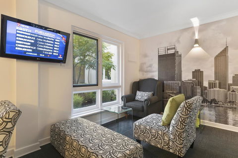 The Peninsula Riverside Serviced Apartments - Hobart Tourism 39