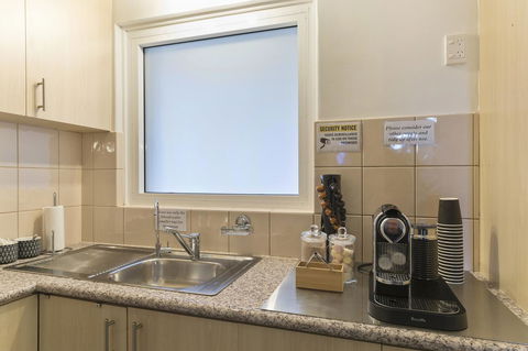 The Peninsula Riverside Serviced Apartments - Hobart Tourism 37