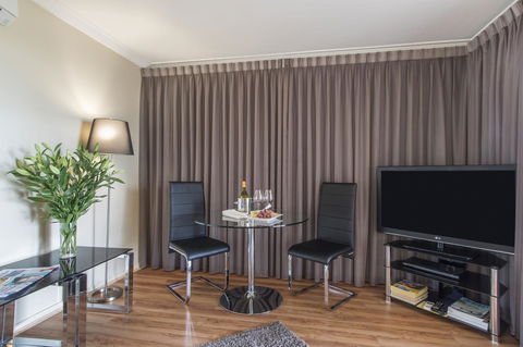 The Peninsula Riverside Serviced Apartments - Hobart Tourism 21
