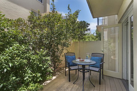 The Peninsula Riverside Serviced Apartments - Hobart Tourism 26