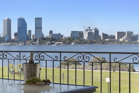 The Peninsula Riverside Serviced Apartments - Hobart Tourism 16