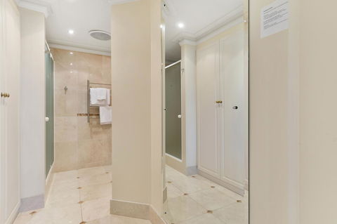 The Peninsula Riverside Serviced Apartments - Hobart Tourism 3