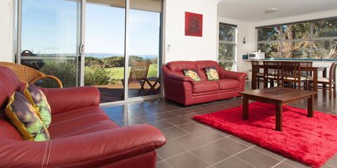 Cosy Corner Sea View Apartments - Hobart Tourism 10