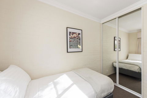 Subiaco Village 30 - Hobart Tourism 20