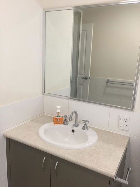 Holiday Home Near Perth City / Airport / Stadium / Casino - Hobart Tourism 11