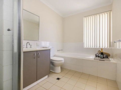 Holiday Home Near Perth City / Airport / Stadium / Casino - Hobart Tourism 13