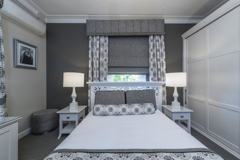 Grand Mercure Basildene Manor - Tourism TAS 24