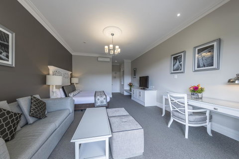 Grand Mercure Basildene Manor - Tourism TAS 21