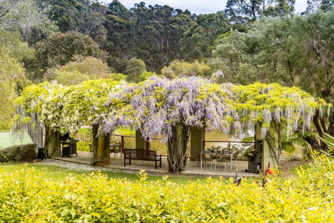 Grand Mercure Basildene Manor - Tourism TAS 7