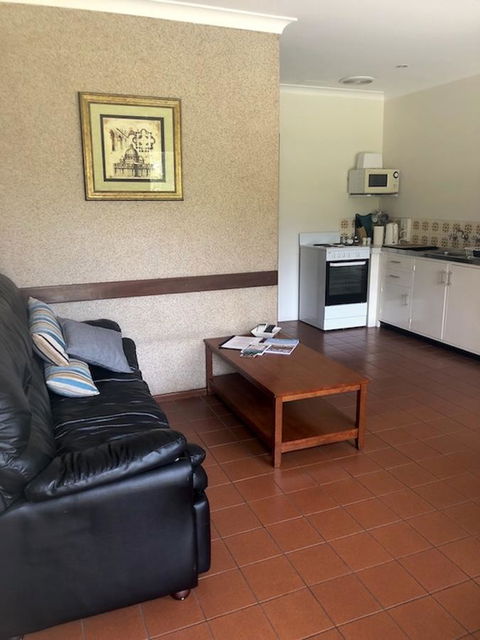 Augusta Escape Holiday Units - Hobart Tourism 4