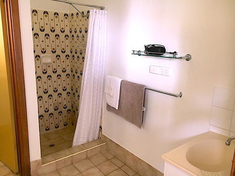 Augusta Escape Holiday Units - Hobart Tourism 33