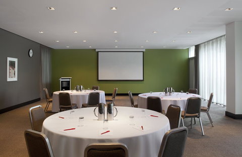 Adina Apartment Hotel Perth - Tourism TAS 10