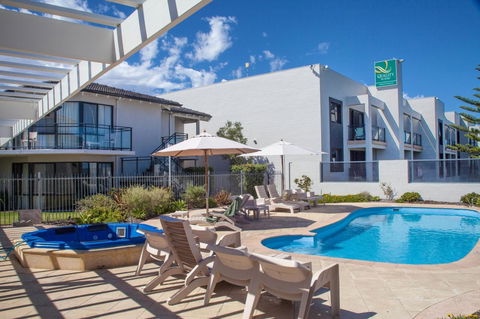 Quality Resort Sorrento Beach - Tourism TAS 13