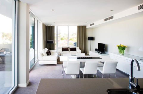Claremont Quarter Luxury Apartment - Hobart Tourism 5